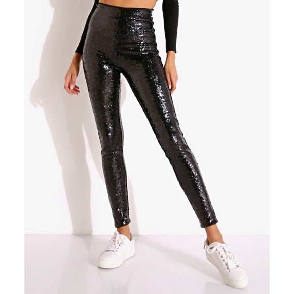 Commando Pants - Commando Sequin Leggings in Color Black